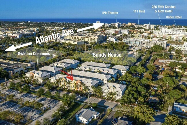 Building Photo - 111 SW 2nd Ave