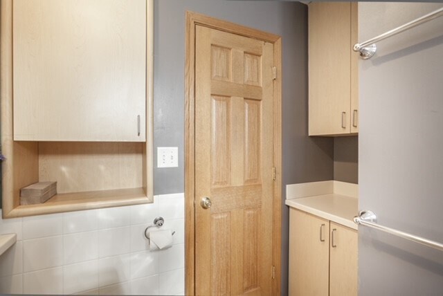 Building Photo - 2205 Campbell St