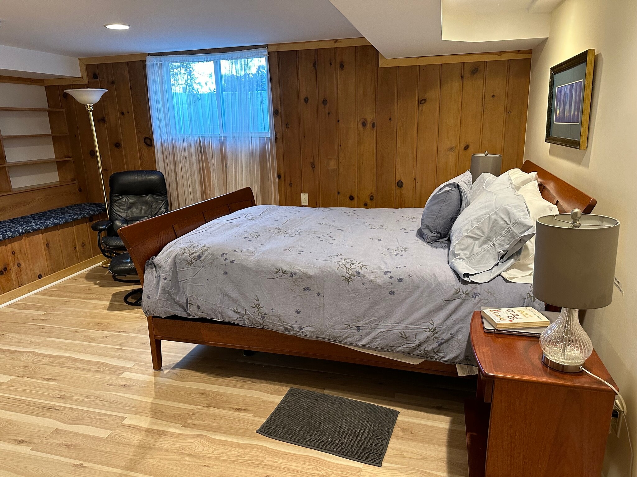 Building Photo - 11504 6th Ave NW