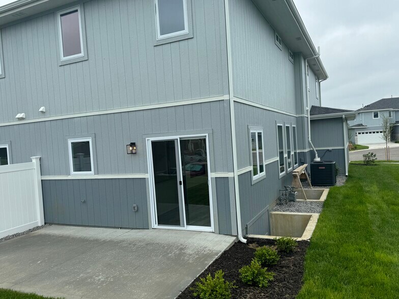 Back patio - 22914 W 72nd Ter