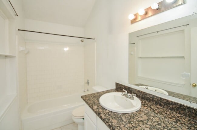 Building Photo - 11866 Greenloch Ln