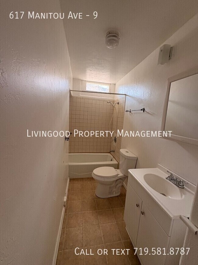 Building Photo - 617 Manitou Ave