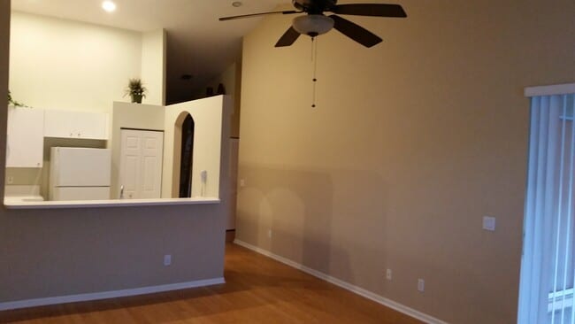 Building Photo - 350 E Coral Trace Cir