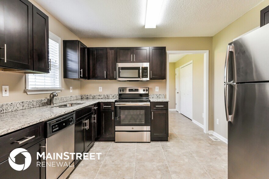 Building Photo - 99 S Ledford Dr