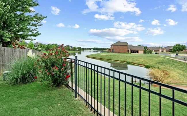 Building Photo - North Rose Lake neighborhood, within the D...