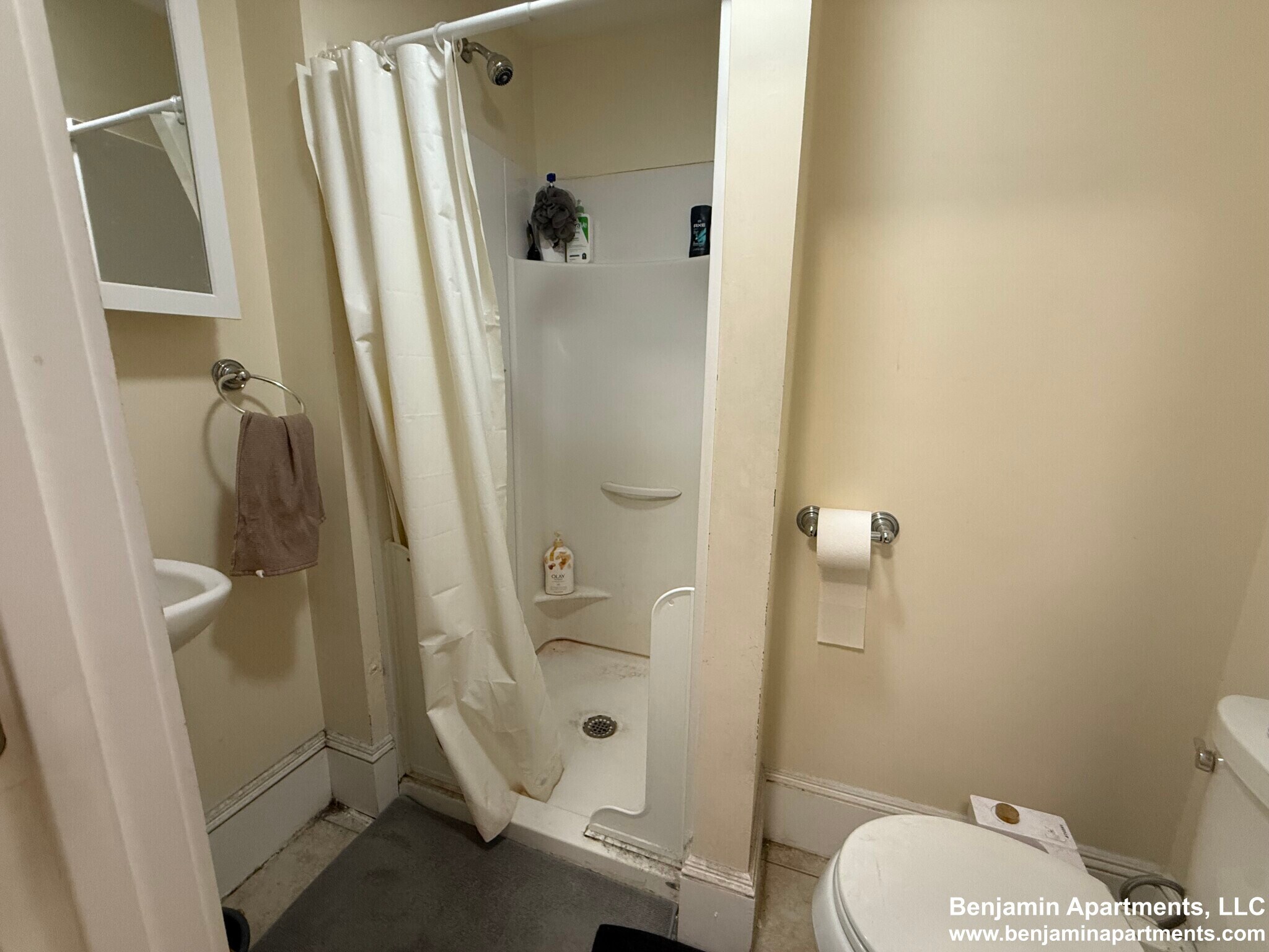 Building Photo - 887 Huntington Ave