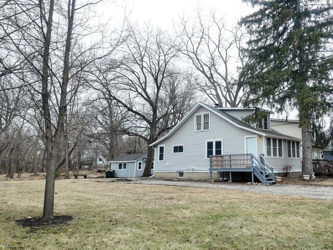 Building Photo - 117 Woodland Dr