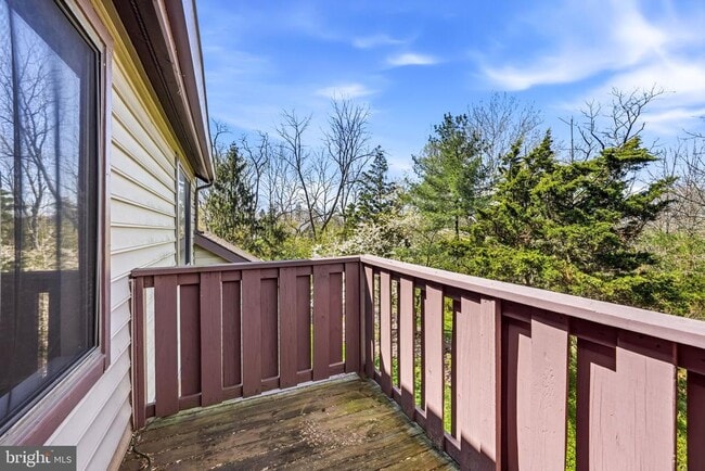 Building Photo - 4215C Aberdeen Dr