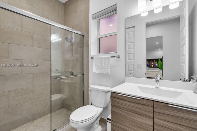 Building Photo - 15540 NW 88th Ave