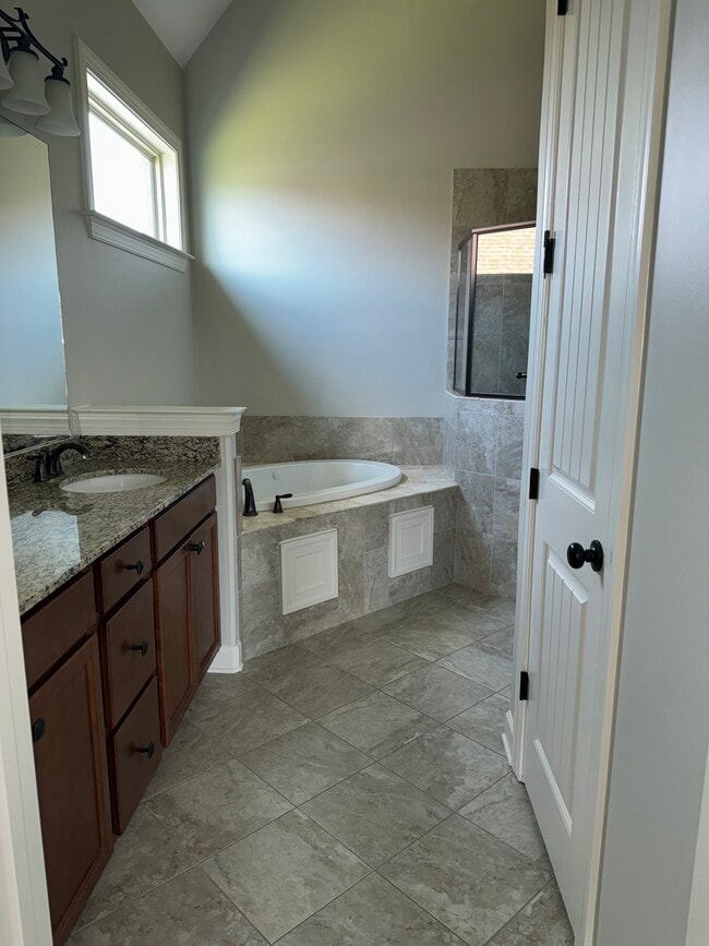 Building Photo - 2289 Wellspring Ln