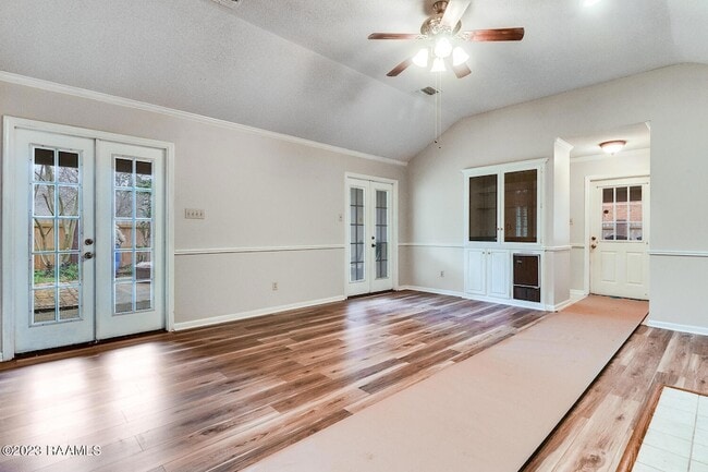 Building Photo - 101 Chateau Pl