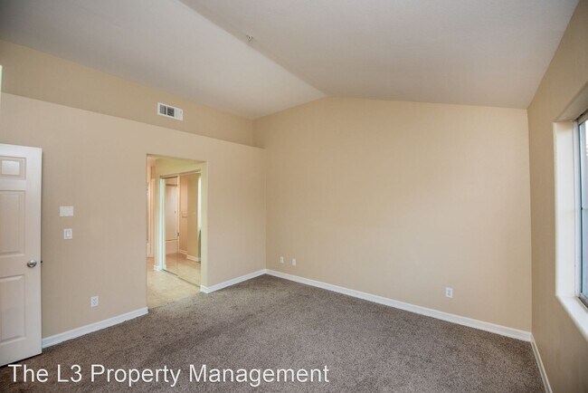 Building Photo - 3 br, 2.5 bath House - 442 W Summerfield Cir