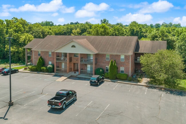Building Photo - Mason Manor Apartments