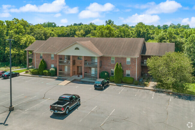 Building Photo - Mason Manor Apartments