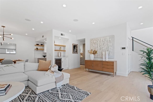 Building Photo - 1409 Havenhurst Dr