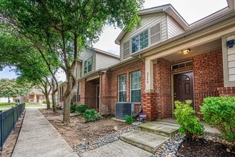 Building Photo - 2640 Grayson Way