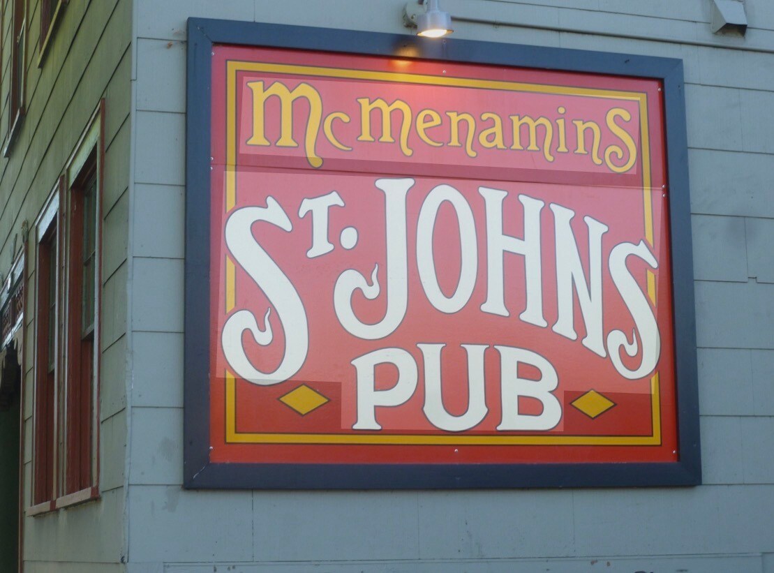 Building Photo - 7112 N Richmond Ave