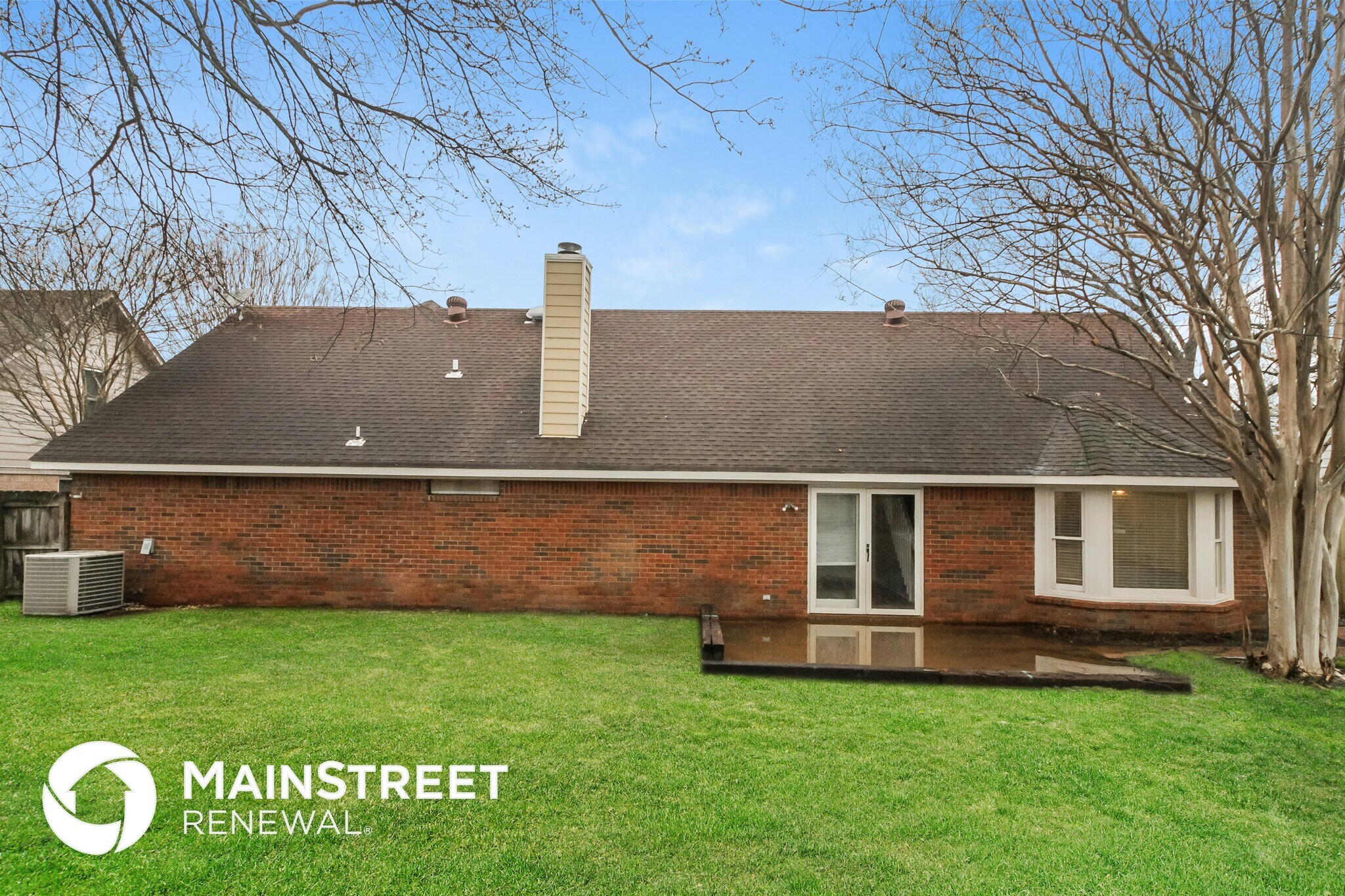 Building Photo - 8925 Walnut Forest Cove