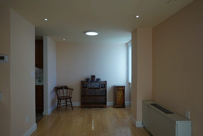 Dining Room or Den - 4520 King St