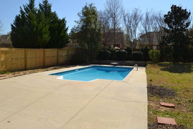 Building Photo - 351 Barnsley Dr