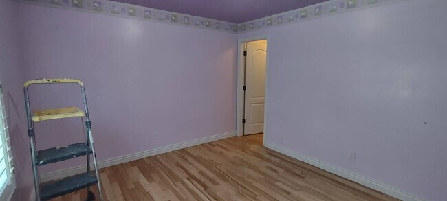 Building Photo - Beautiful 2 Story Home w attached 2 car ga...