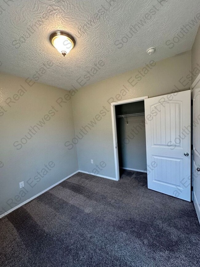 Building Photo - Beautiful Brick home