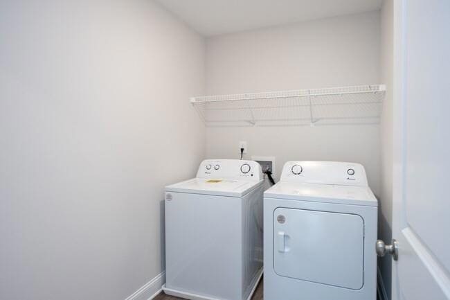 Building Photo - 3792 Oak Rdg Dr
