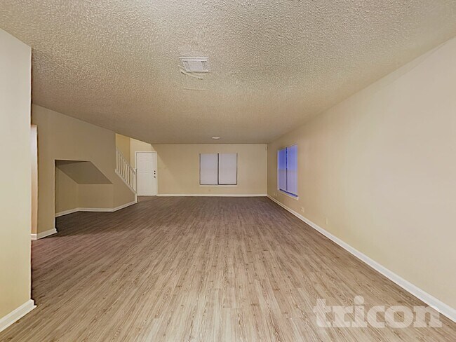 Building Photo - 7511 Micron Drive San Antonio TX