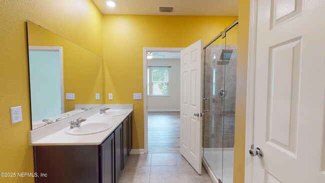 Building Photo - 3718 Ruby Kinglet Dr