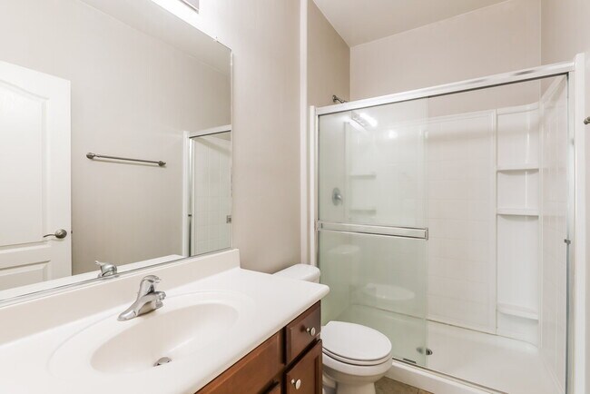 Building Photo - 8225 W Kittiwake Ln