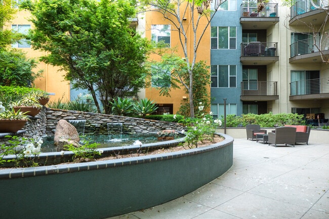 Building Photo - 5211 Pacific Concourse Dr