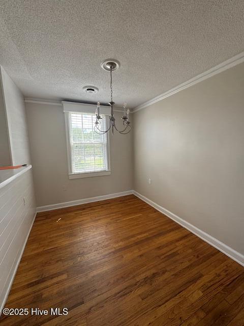 Building Photo - 2940 Oleander Dr