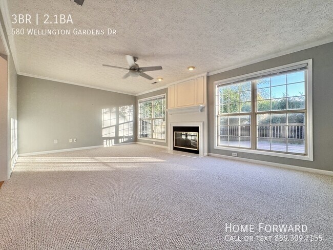 Building Photo - 580 Wellington Gardens Dr