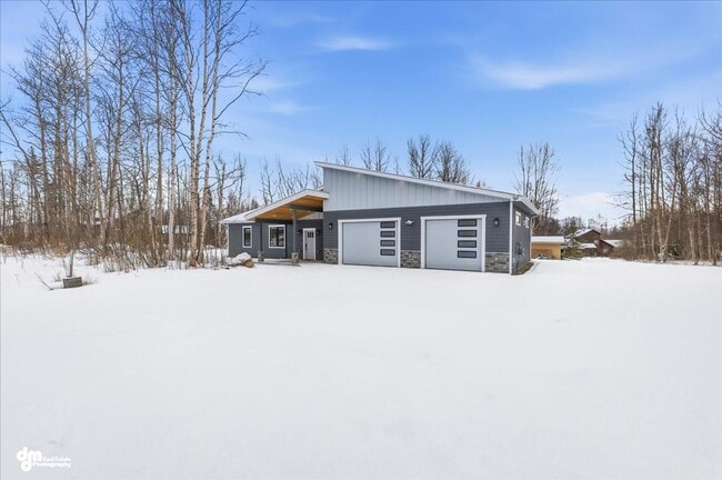 Building Photo - Fully ADA Accessible Home!