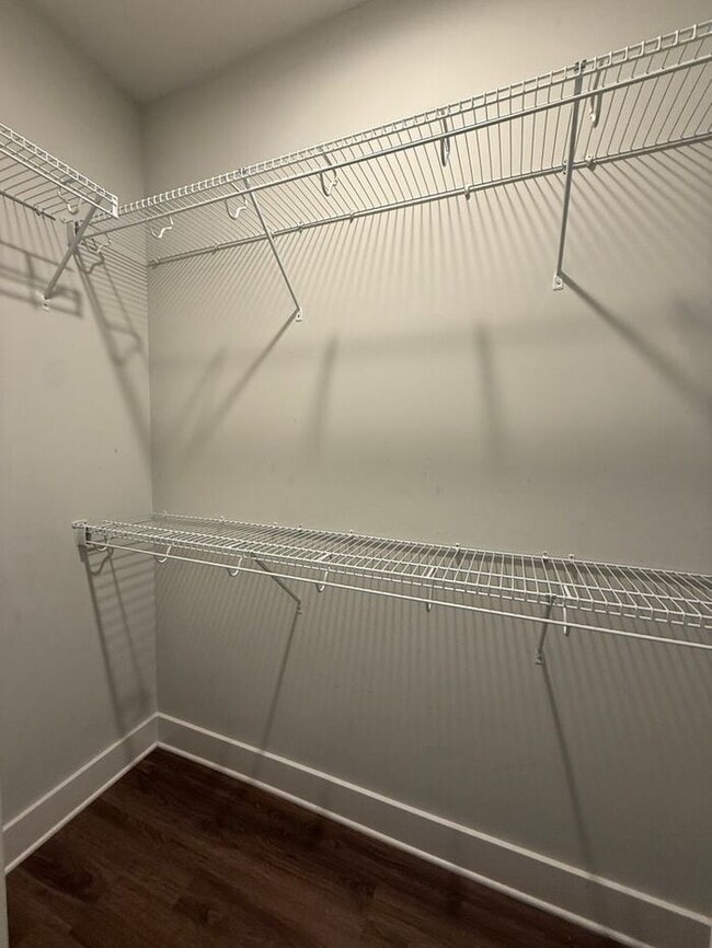 Building Photo - Modern 2 Bedroom Condo in the Heart of Melrose