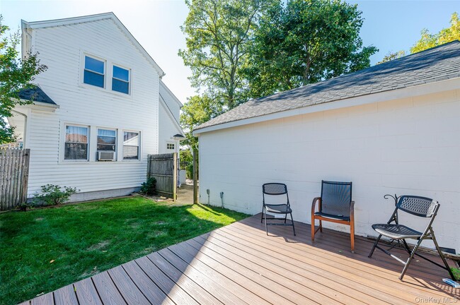 Building Photo - 162 W Windsor Pkwy