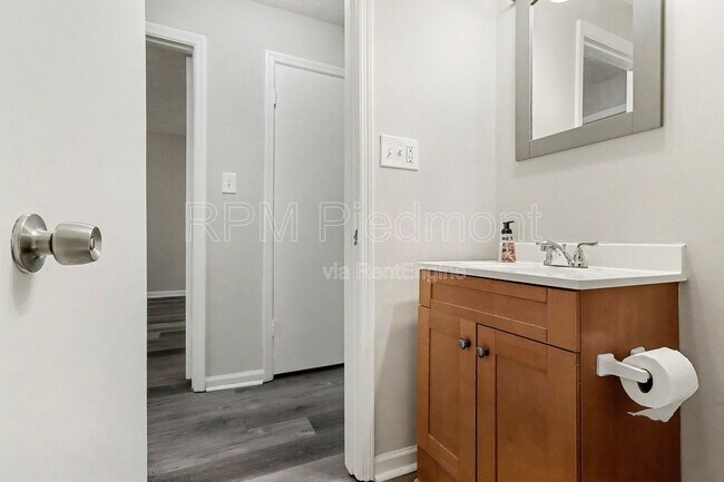 Building Photo - 2396 Lawrenceville Hwy