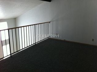 Building Photo - Henderson - 1 Bedroom - 1 Bath - Townhouse