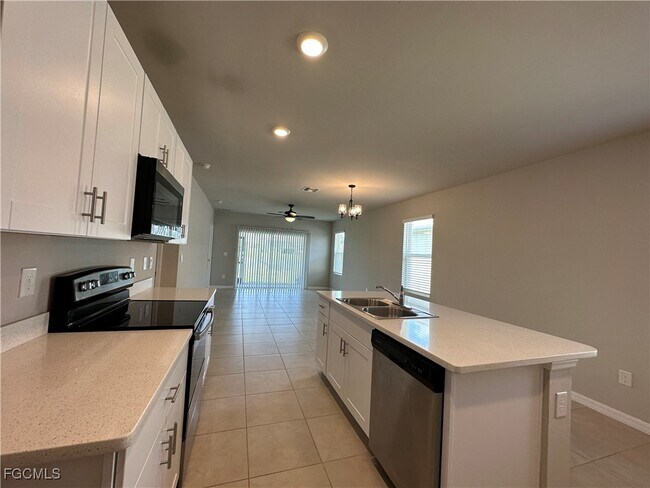 Building Photo - 8777 Swell Brooks Ct
