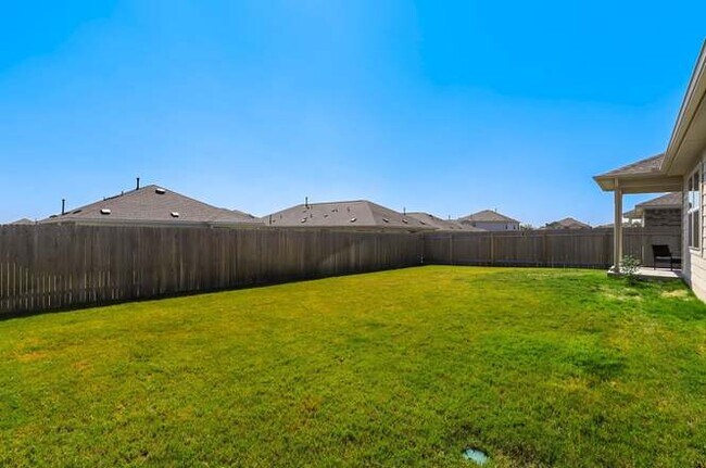 Building Photo - 21317 Wilmiller Ln