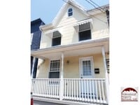 Building Photo - Downtown Frederick!
