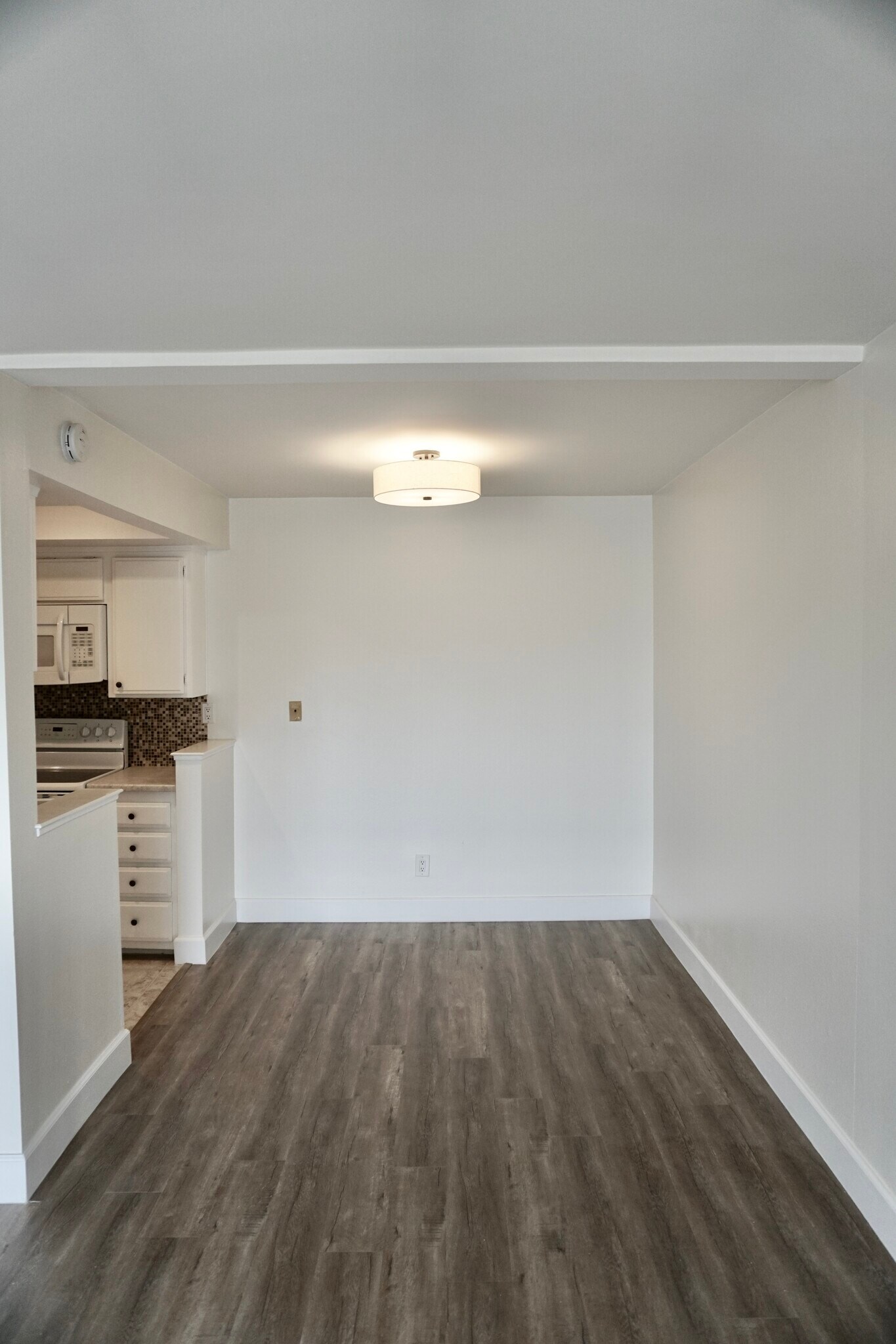 Building Photo - 1803 E Ocean Blvd