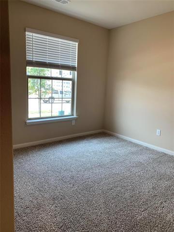 Building Photo - 219 Golden Sands Ln