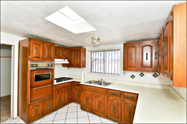 Building Photo - 7817 Caliche Dr