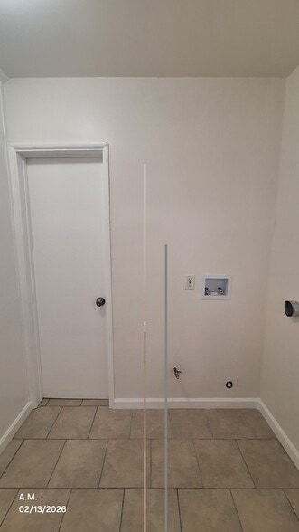 Building Photo - 4168 W Broadway