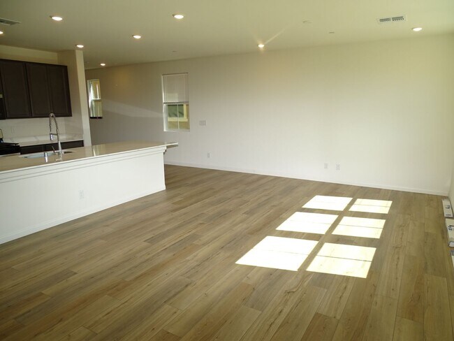Building Photo - 2929 Gallarate Dr