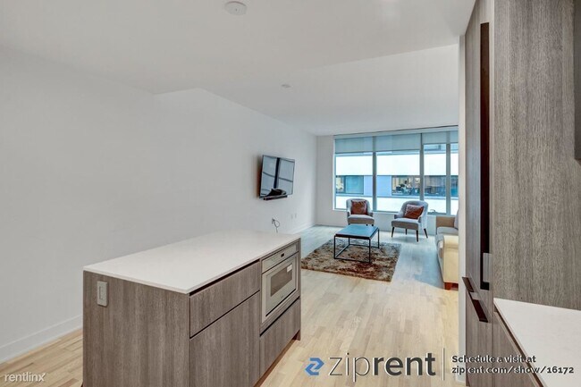 Building Photo - 1 br, 1 bath Condo - 338 Main St, San Fran...