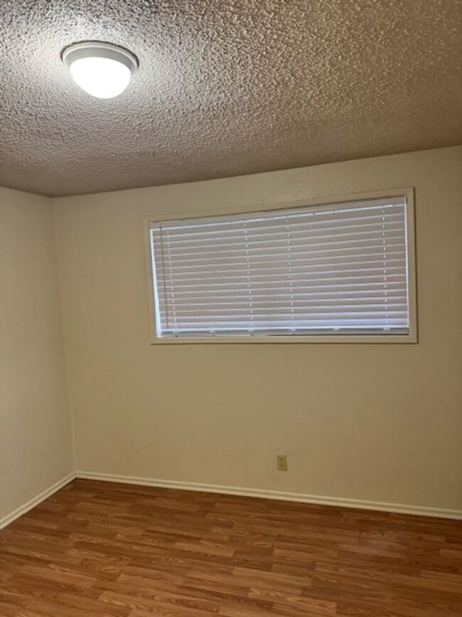 Building Photo - 204 Fargo St