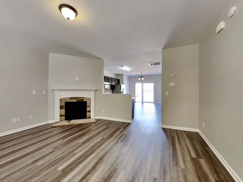 Building Photo - 229 Haywood Ln