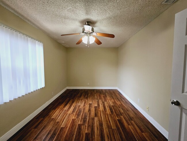 Building Photo - 2 Crossings Cir